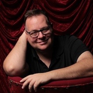 Ronnie Larsen Presents