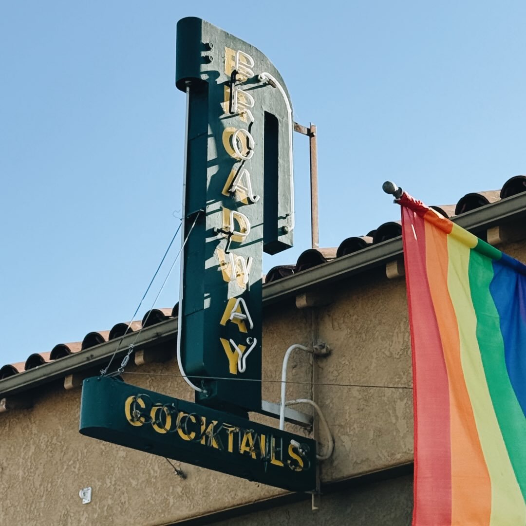 Broadway Bar