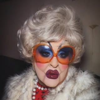 Granny Bingo with Ester Flonaze