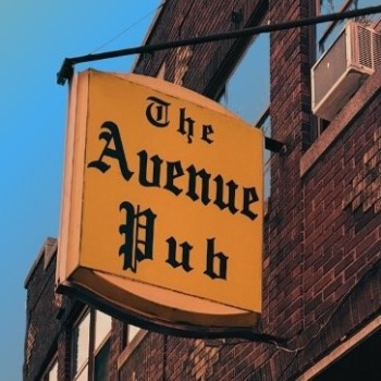 The Avenue Pub